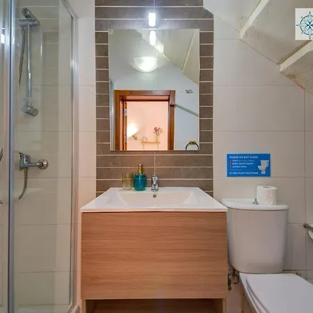 Perfect Appointed Studio